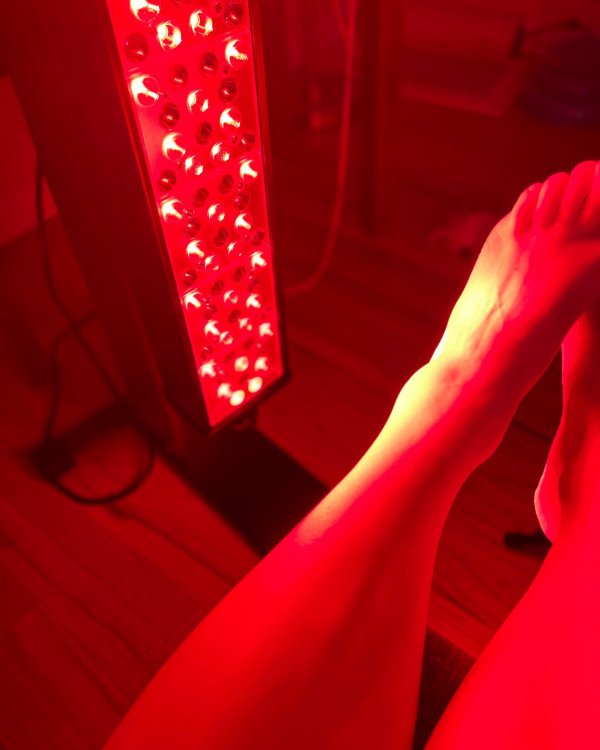 Red Light Therapy Device